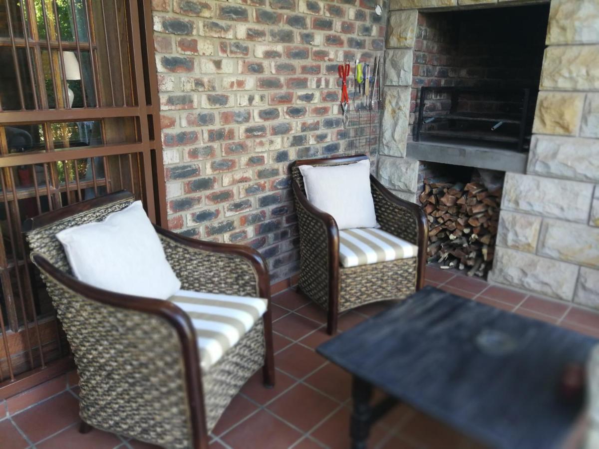 Clarens Cottages Kültér fotó