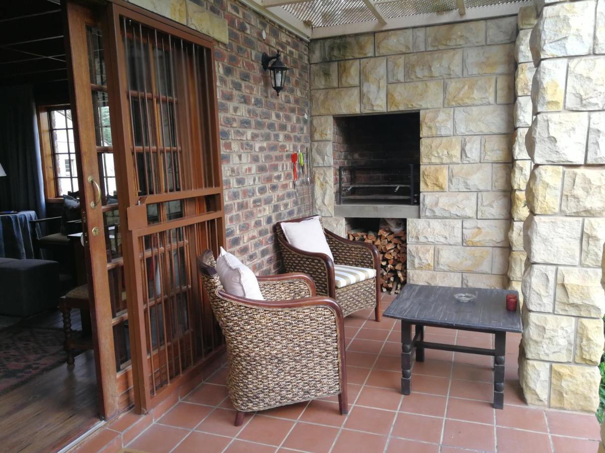 Clarens Cottages Kültér fotó
